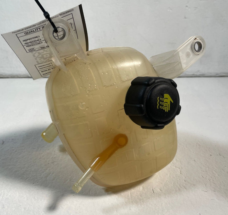 Load image into Gallery viewer, 2021-2025 NISSAN ROGUE RADIATOR COOLANT RECOVERY RESERVOIR TANK BOTTLE # 106793
