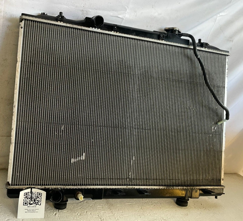 Load image into Gallery viewer, 16-25 HONDA PASSPORT PILOT ENGINE COOLANT COOLING RADIATOR ASSEMBLY 3.5L #113434
