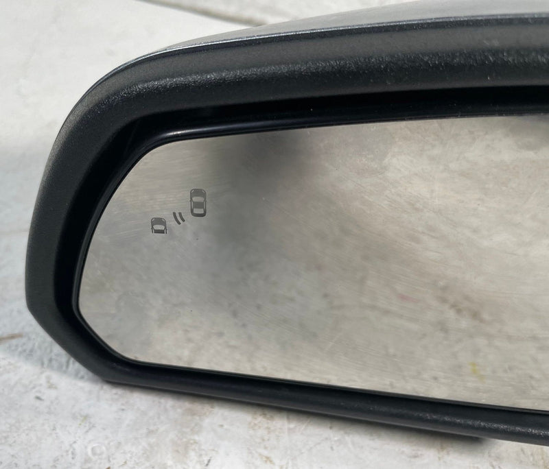 Load image into Gallery viewer, 2015-2023 FORD MUSTANG FRONT LEFT SIDE REAR VIEW DOOR MIRROR SILVER (JS) #113577
