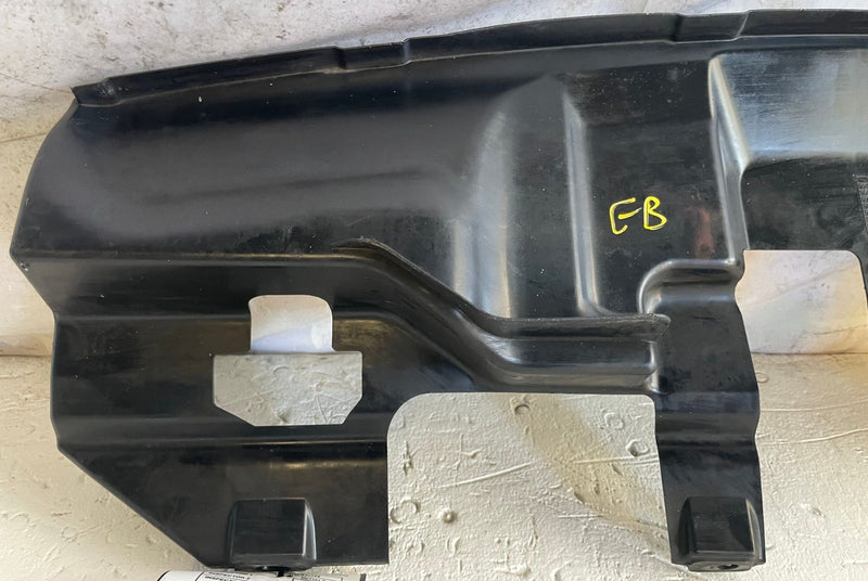 Load image into Gallery viewer, 2019 - 2025 HONDA PASSPORT FRONT BUMPER LOWER AIR GUIDE PLATE COVER # 113420
