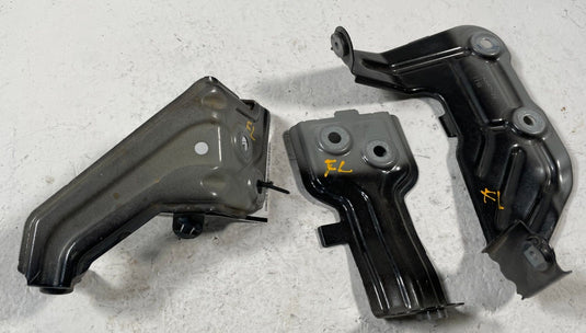 18-25 BMW X3 X4 G01 FRONT LEFT CENTER LOWER REARWARD FENDER BRACKET SET
