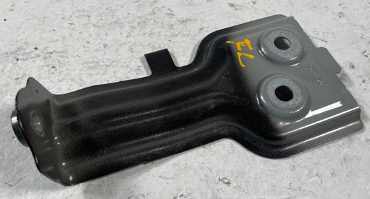 18-25 BMW X3 X4 G01 FRONT LEFT CENTER LOWER REARWARD FENDER BRACKET SET