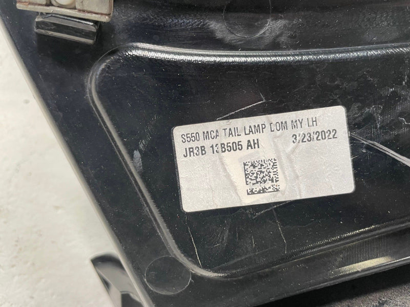 Load image into Gallery viewer, 2018-2023 FORD MUSTANG REAR LEFT DRIVER SIDE TAILLIGHT TAIL LIGHT LAMP # 113564
