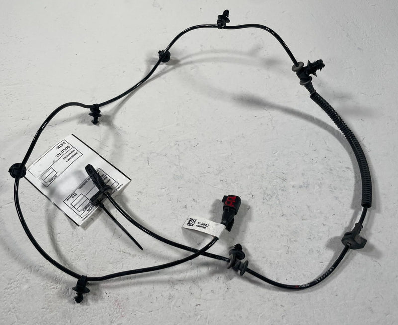 Load image into Gallery viewer, 25-26 CHEVROLET EQUINOX FRONT RIGHT PASSENGER ABS WHEEL SPEED SENSOR # 112332
