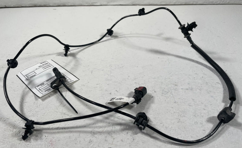 Load image into Gallery viewer, 25-26 CHEVROLET EQUINOX FRONT RIGHT PASSENGER ABS WHEEL SPEED SENSOR # 112332
