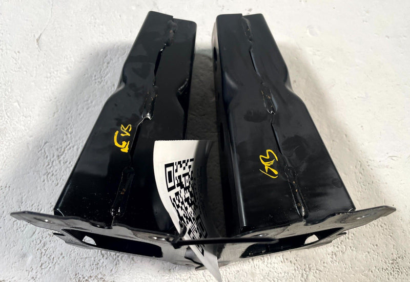 Load image into Gallery viewer, 14-25 MAZDA CX-5 FRONT LH &amp; RH SUBFRAME CROSSMEMBER FORWARD BRACKET 2.5L #113772

