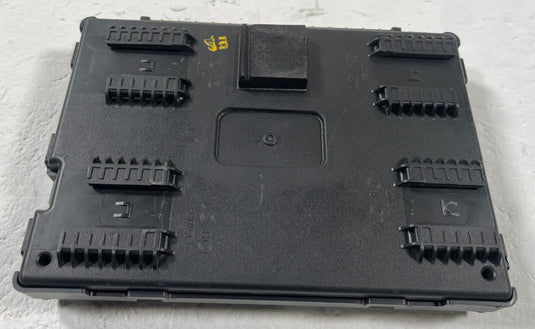22-23 GENESIS G70 RWD ECM BCM ENGINE & BODY CONTROL MODULE W/ KEY FOB
