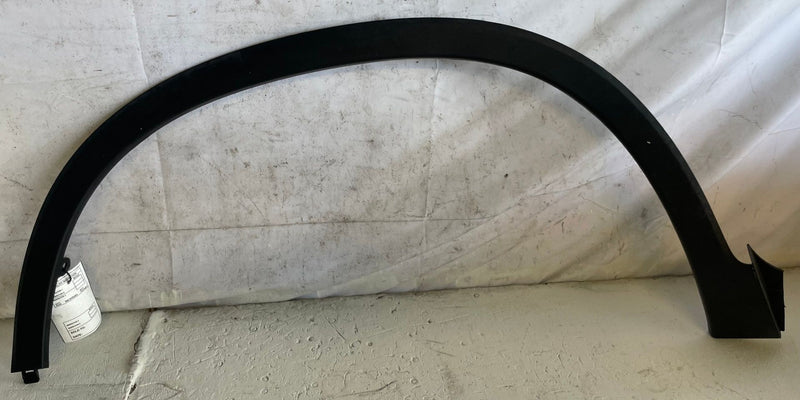 Load image into Gallery viewer, 19-25 HONDA PASSPORT FRONT LEFT SIDE FENDER WHEEL ARCH FLARE MOLDING # 113392

