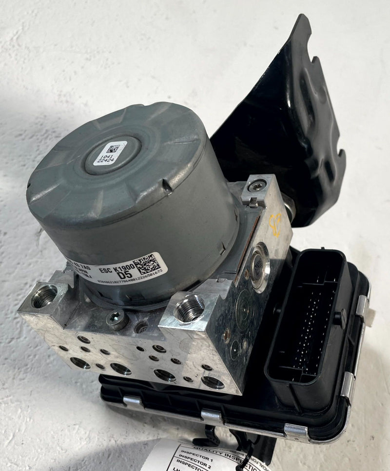 Load image into Gallery viewer, 2022 - 2023 MAZDA CX-5 ABS ANTI LOCK BRAKE PUMP MODULE KSD5437A0 2.5L # 113767

