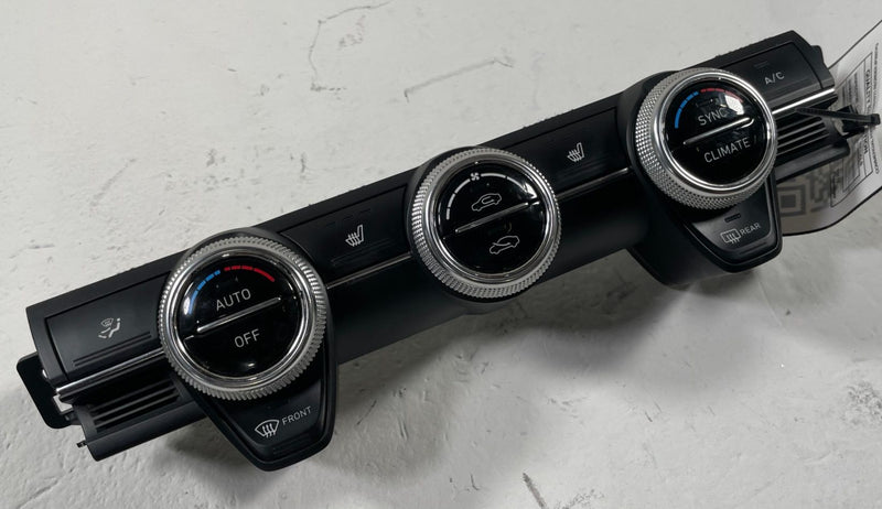 Load image into Gallery viewer, 2021 - 2023 GENESIS G70 HVAC A/C AC HEATER CLIMATE CONTROL SWITCH # 110933
