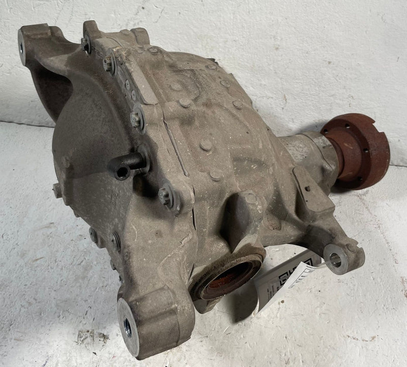 Load image into Gallery viewer, 2015-2025 FORD MUSTANG RWD REAR DIFFERENTIAL CARRIER 3.15 GEAR RATIO # 113562
