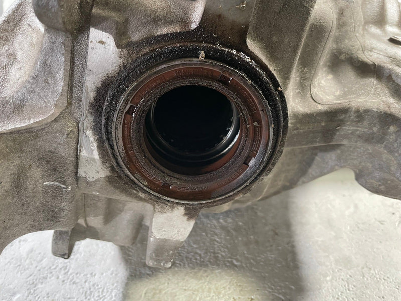 Load image into Gallery viewer, 2015-2025 FORD MUSTANG RWD REAR DIFFERENTIAL CARRIER 3.15 GEAR RATIO # 113562
