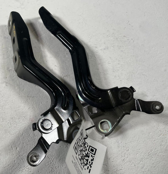 25 - 26 CHEVROLET EQUINOX FRONT LEFT & RIGHT SIDE HOOD HINGES PAIR 1.5L