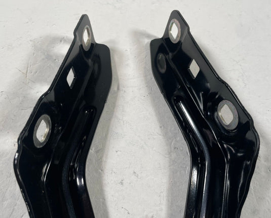 25 - 26 CHEVROLET EQUINOX FRONT LEFT & RIGHT SIDE HOOD HINGES PAIR 1.5L