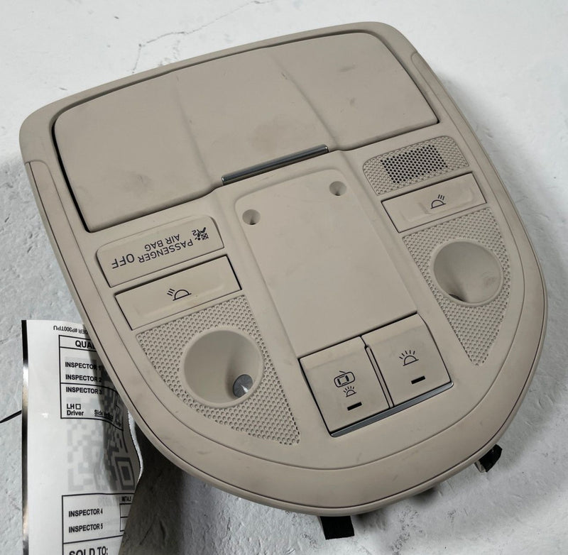 Load image into Gallery viewer, 2019 - 2023 GENESIS G70 ROOF OVERHEAD CONSOLE DOME LIGHT LAMP W/ SWITCH # 110929
