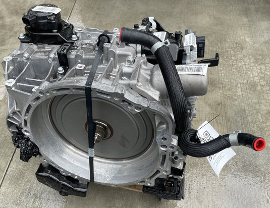 HYUNDAI SANTA FE FWD AUTO TRANSMISSION ASSEMBLY 2.5L 31K MILES 2024-2025 
