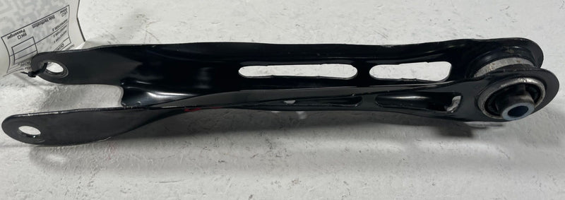Load image into Gallery viewer, 2018-2026 CHEVROLET EQUINOX REAR RH OR LH SIDE LOWER LATERAL CONTROL ARM #112328
