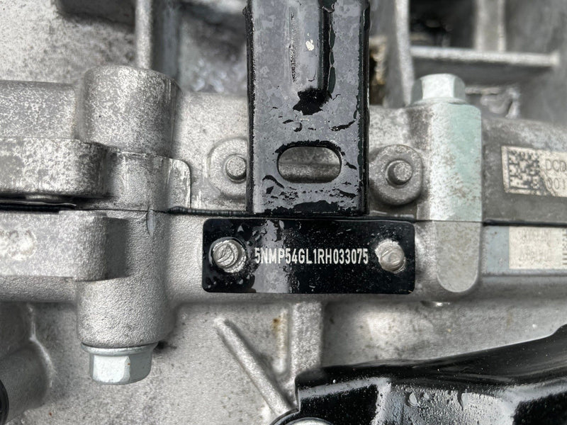 Load image into Gallery viewer, HYUNDAI SANTA FE FWD AUTO TRANSMISSION ASSEMBLY 2.5L 31K MILES 2024-2025 #108711
