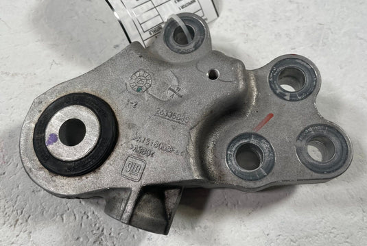 2025 - 2026 CHEVROLET EQUINOX TRANSMISSION MOUNT SUPPORT BRACKET 1.5L