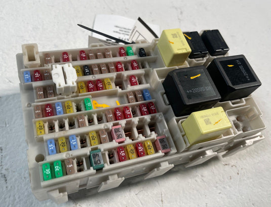 2021 -2023 NISSAN ROGUE CABIN FUSE RELAY JUNCTION BOX BLOCK MODULE UNIT