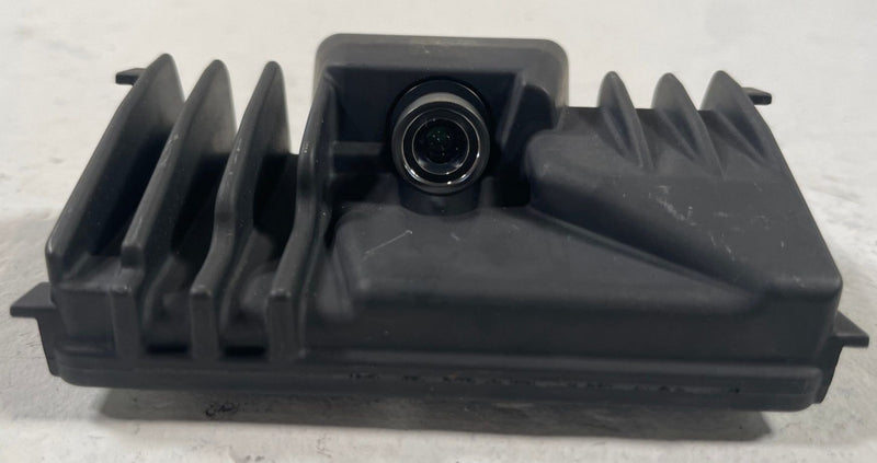 Load image into Gallery viewer, 2025 - 2026 CHEVROLET EQUINOX FRONT WINDSHIELD LANE KEEP ASSIST CAMERA # 112376
