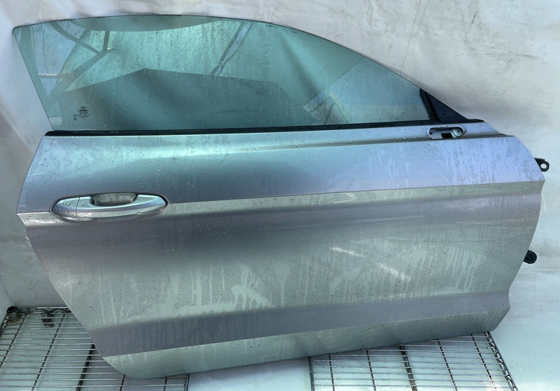 Load image into Gallery viewer, FORD MUSTANG CONVERTIBLE FRONT RIGHT DOOR SHELL ASSEMBLY SILVER JS 15-23 #113571

