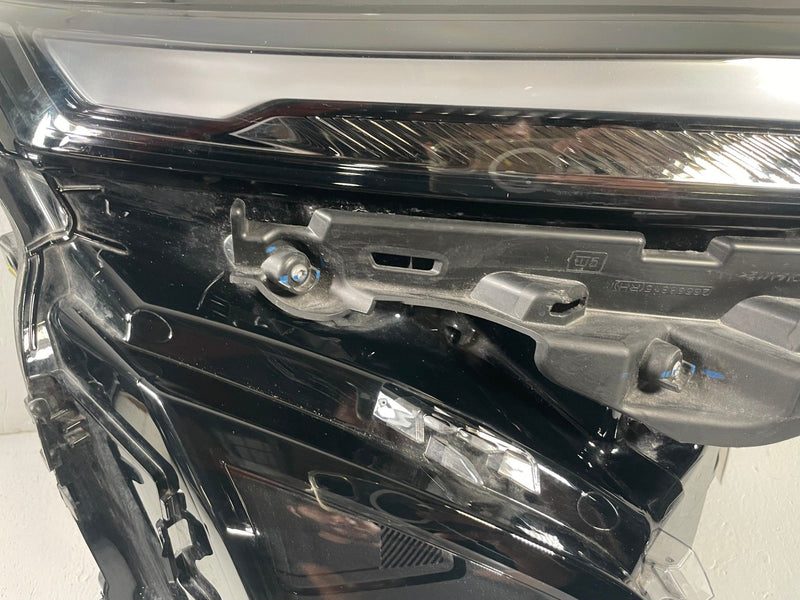 Load image into Gallery viewer, 2025-2026 CHEVROLET EQUINOX RIGHT PASSENGER SIDE LED HEADLIGHT HEADLAMP # 112422
