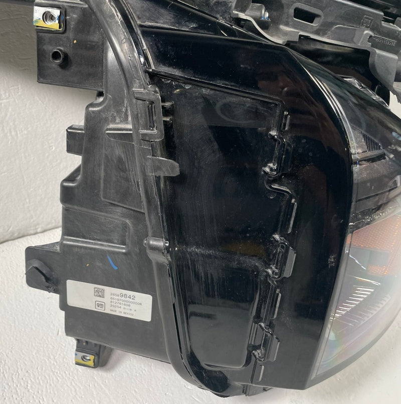 Load image into Gallery viewer, 2025-2026 CHEVROLET EQUINOX RIGHT PASSENGER SIDE LED HEADLIGHT HEADLAMP # 112422
