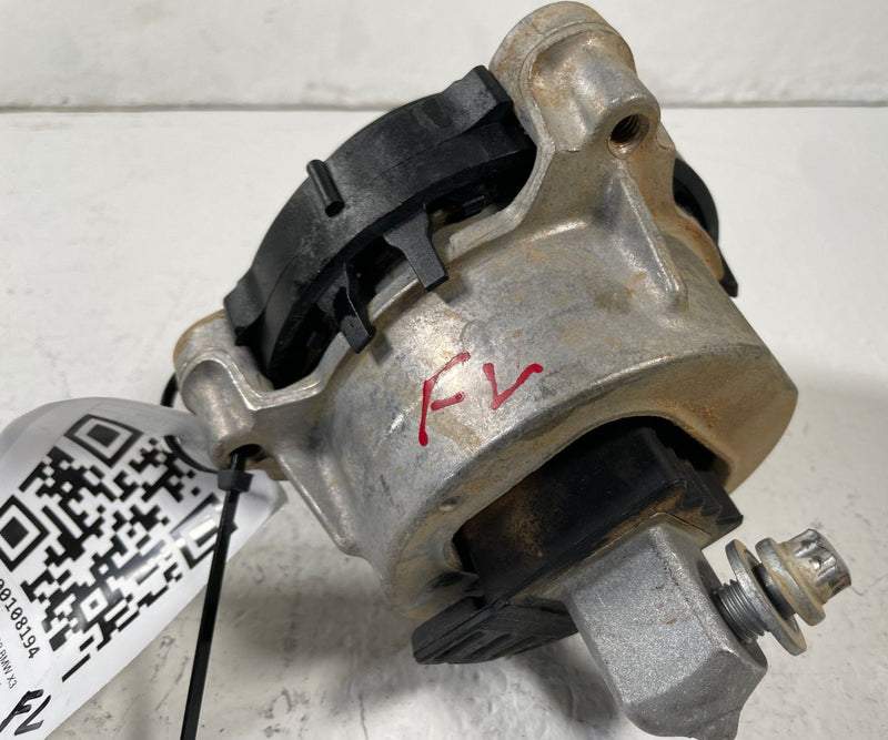 Load image into Gallery viewer, 2019 - 2024 BMW X3 FRONT LEFT DRIVER SIDE ENGINE MOUNT SUPPORT #108194

