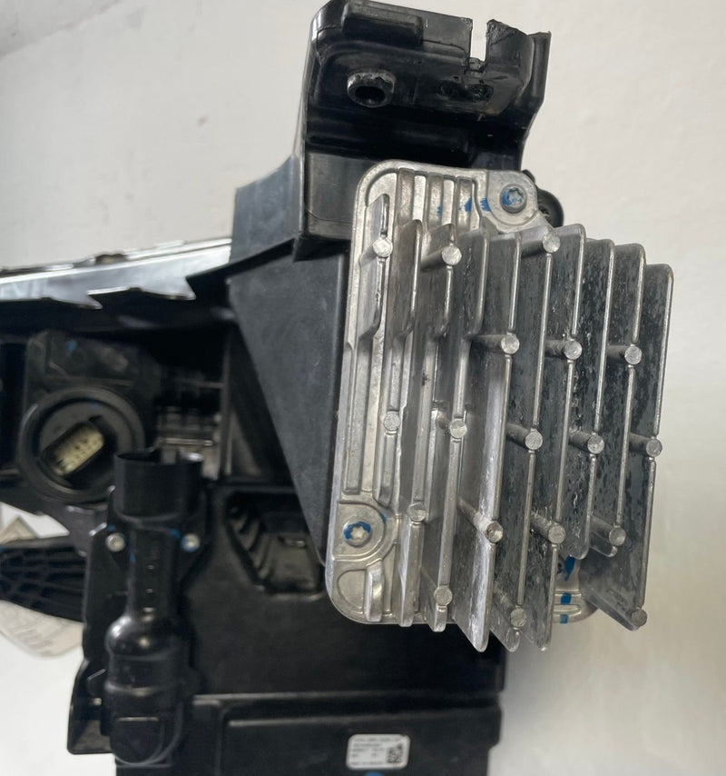 Load image into Gallery viewer, 2025-2026 CHEVROLET EQUINOX RIGHT PASSENGER SIDE LED HEADLIGHT HEADLAMP # 112422
