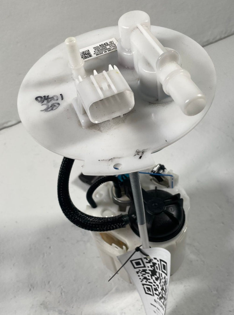 Load image into Gallery viewer, 2025 - 2026 CHEVROLET EQUINOX FUEL GAS TANK PUMP SENDING LEVEL UNIT 1.5L #112436
