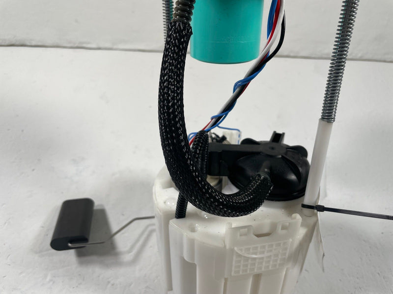 Load image into Gallery viewer, 2025 - 2026 CHEVROLET EQUINOX FUEL GAS TANK PUMP SENDING LEVEL UNIT 1.5L #112436
