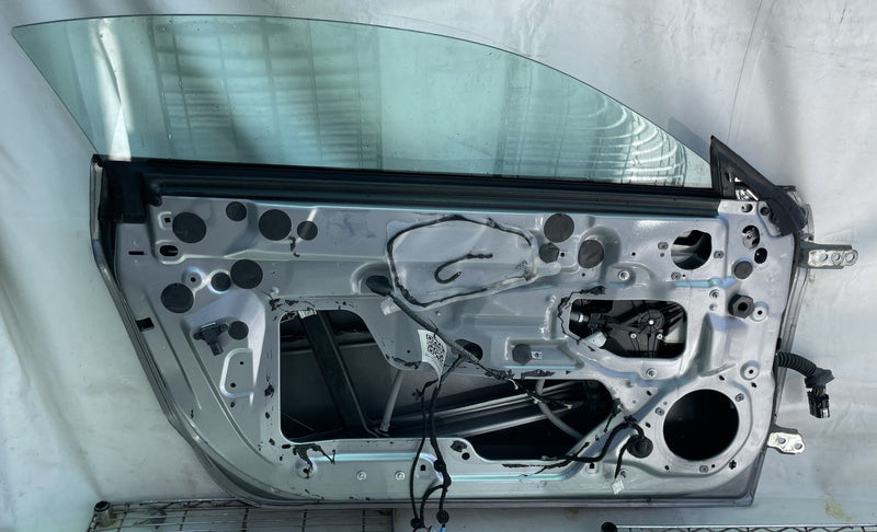 Load image into Gallery viewer, FORD MUSTANG CONVERTIBLE FRONT LEFT DOOR SHELL ASSEMBLY SILVER JS 15-23 # 113568
