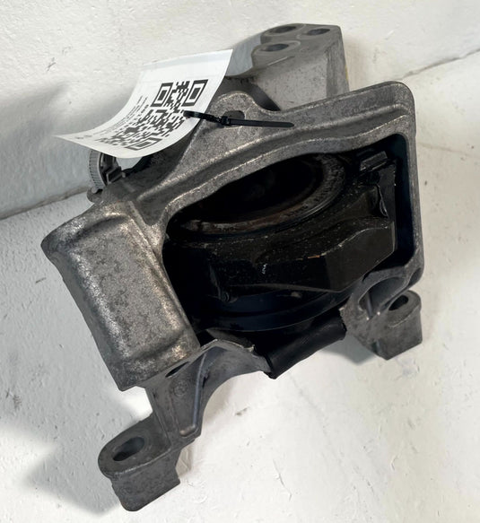 2017-2025 MAZDA CX-5 FRONT RIGHT ENGINE FRAME MOUNT SUPPORT BRACKET 2.5L 