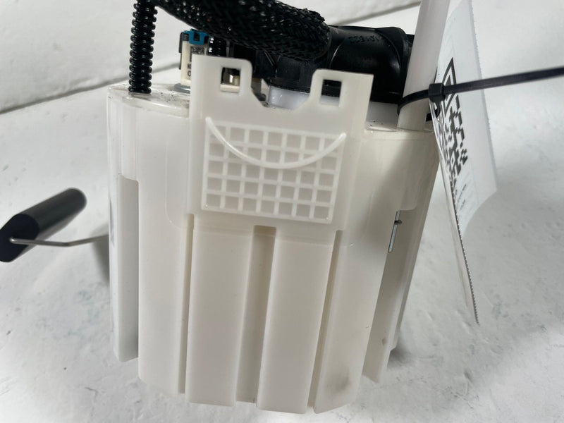 Load image into Gallery viewer, 2025 - 2026 CHEVROLET EQUINOX FUEL GAS TANK PUMP SENDING LEVEL UNIT 1.5L #112436
