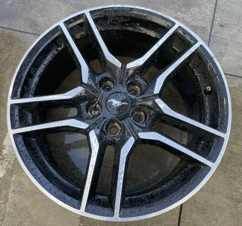 Load image into Gallery viewer, FORD MUSTANG 18x8 10 5 SPLIT SPOKE ALLOY WHEEL RIM W/TIRE (ONLY#1) 18-23 #113573
