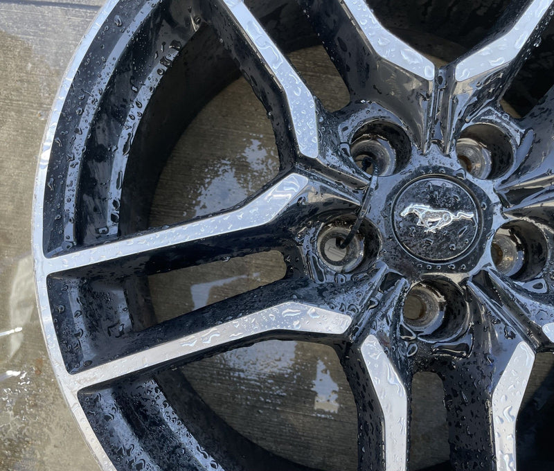 Load image into Gallery viewer, FORD MUSTANG 18x8 10 5 SPLIT SPOKE ALLOY WHEEL RIM W/TIRE (ONLY#1) 18-23 #113573
