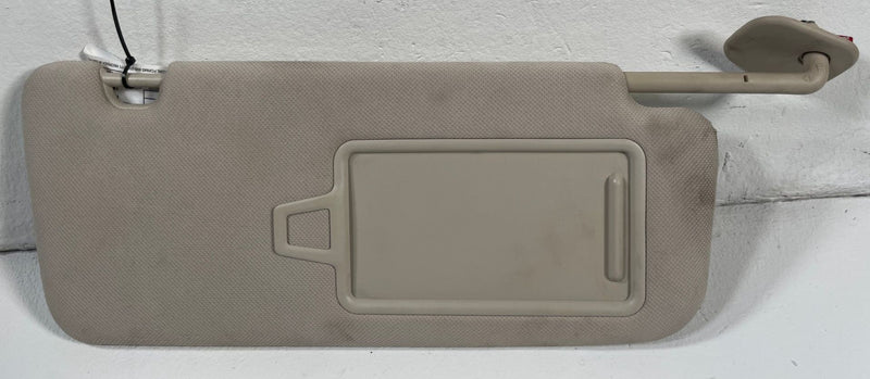 Load image into Gallery viewer, 19-25 GENESIS G70 FRONT RIGHT PASSENGER SIDE SUNVISOR SUN VISOR W/ MIRROR 110950
