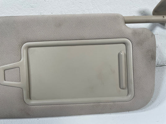 19-25 GENESIS G70 FRONT RIGHT PASSENGER SIDE SUNVISOR SUN VISOR W/ MIRROR 110950