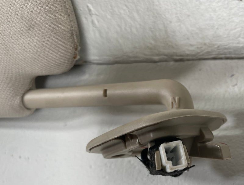 Load image into Gallery viewer, 19-25 GENESIS G70 FRONT RIGHT PASSENGER SIDE SUNVISOR SUN VISOR W/ MIRROR 110950

