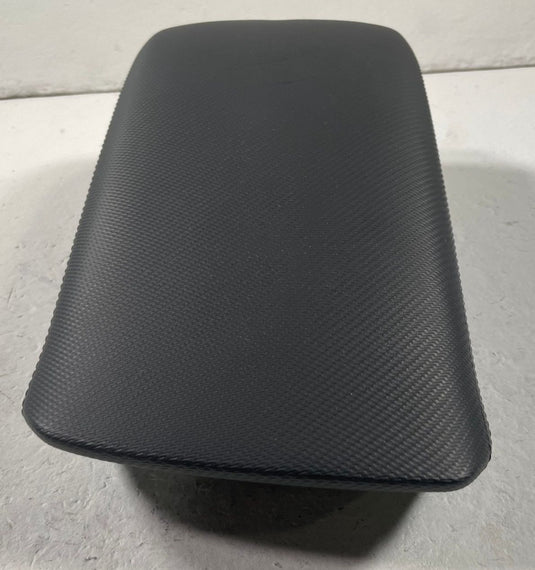 2025-2026 CHEVROLET EQUINOX CENTER CONSOLE ARM REST LID COVER BLACK 1.5L