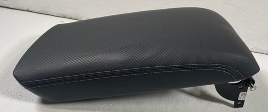 2025-2026 CHEVROLET EQUINOX CENTER CONSOLE ARM REST LID COVER BLACK 1.5L