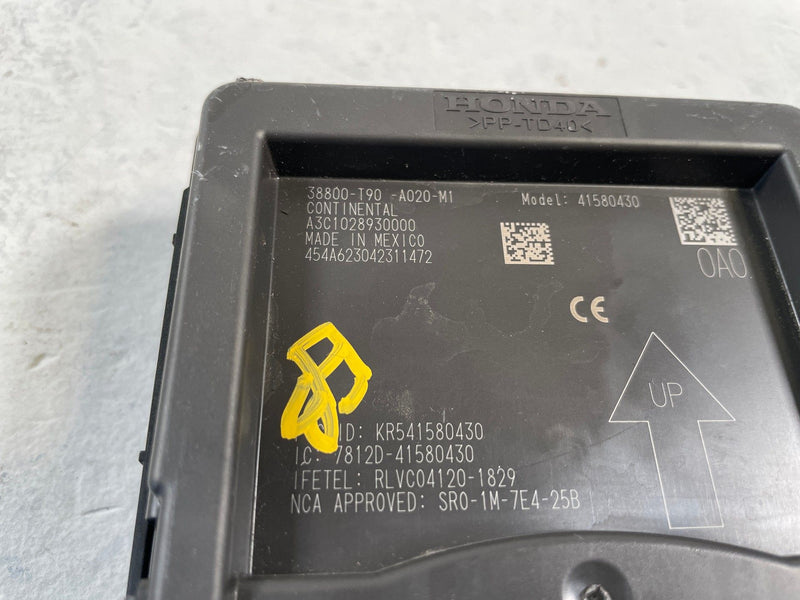 Load image into Gallery viewer, 2023-2024 HONDA PILOT LX ENGINE &amp; BODY CONTROL MODULE ECM BCM W/ KEY FOB #109626
