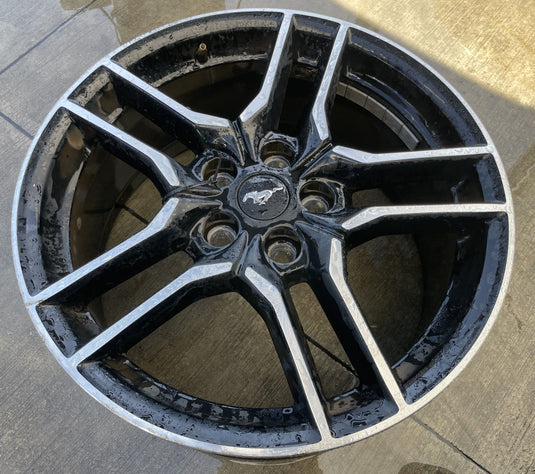 FORD MUSTANG 18x8 10 5 SPLIT SPOKE ALLOY WHEEL RIM W/O TIRE ONLY 1 18-23 #113575