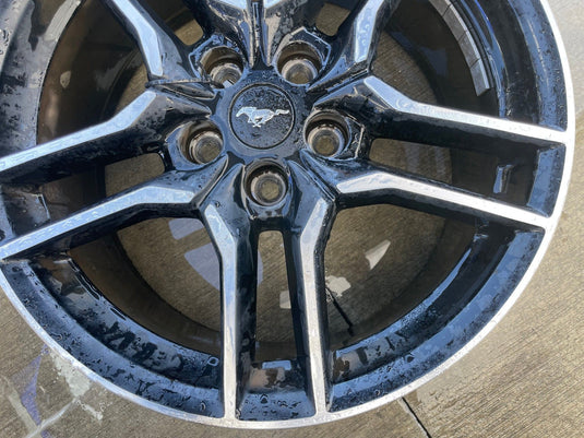 FORD MUSTANG 18x8 10 5 SPLIT SPOKE ALLOY WHEEL RIM W/O TIRE ONLY 1 18-23 #113575