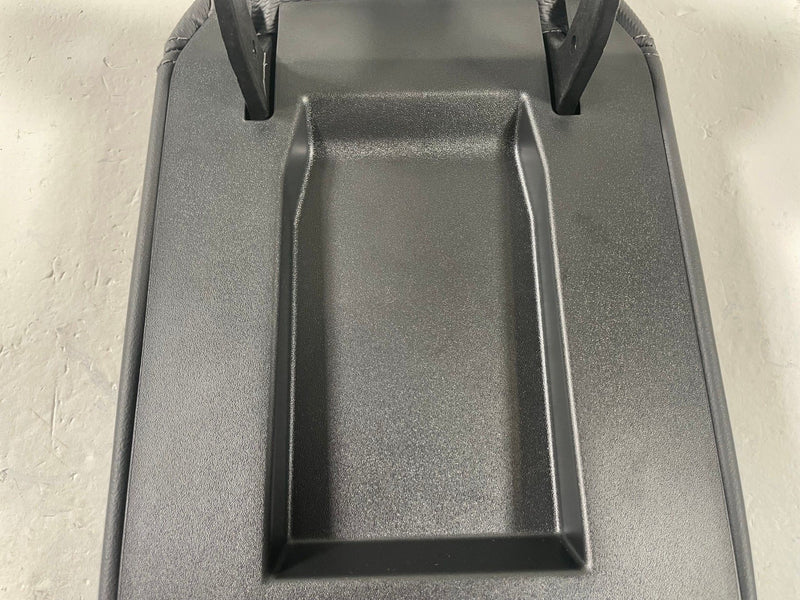 Load image into Gallery viewer, 2025-2026 CHEVROLET EQUINOX CENTER CONSOLE ARM REST LID COVER BLACK 1.5L #112427
