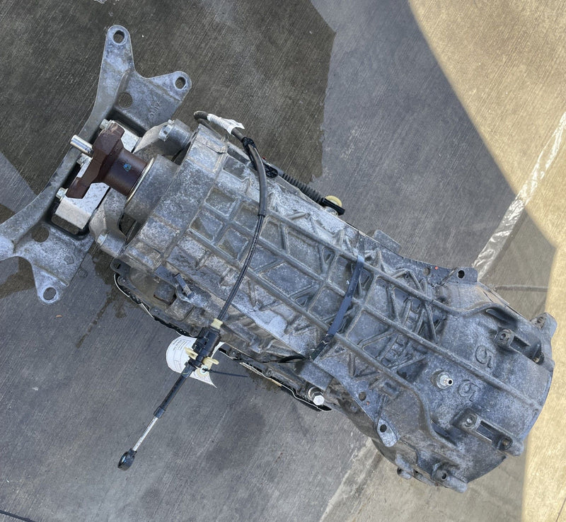Load image into Gallery viewer, FORD MUSTANG ECOBOOST RWD AUTO TRANSMISSION ASSEMBLY 2.3L 32K MILES 21-23 113572
