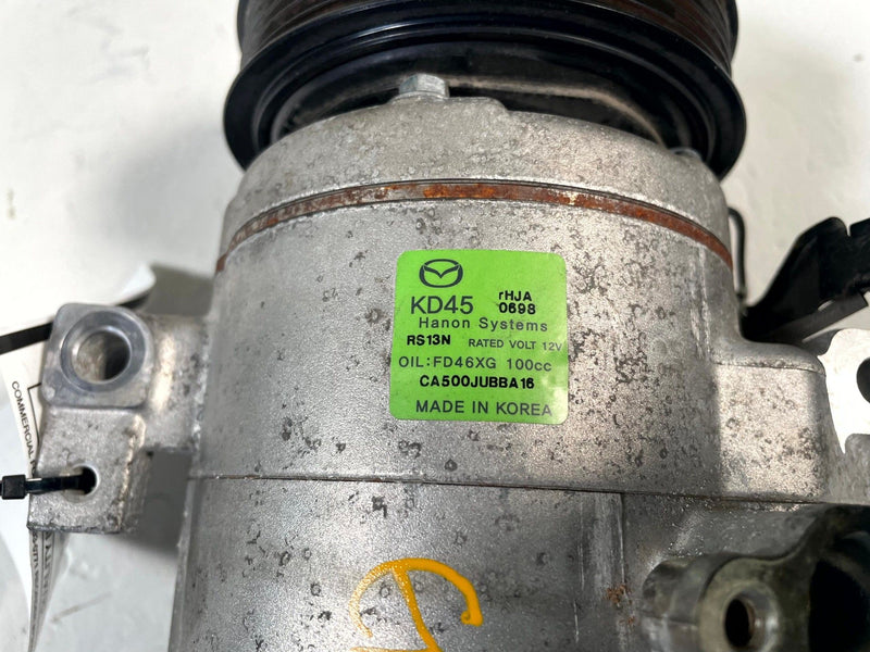 Load image into Gallery viewer, 13-25 MAZDA CX-5 AC AIR CONDITIONING COMPRESSOR &amp; CLUTCH KD45-61-450A # 113781
