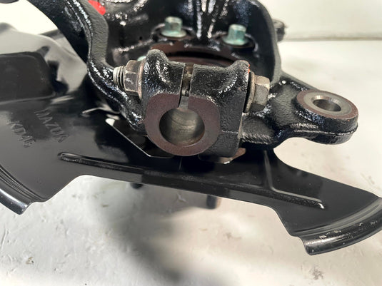 2019 - 2025 MAZDA CX-5 FRONT LEFT SIDE SPINDLE KNUCKLE & WHEEL HUB 2.5L