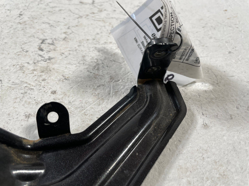 Load image into Gallery viewer, 2018 - 2025 BMW X3 X4 G01 FRONT RIGHT SIDE LOWER FENDER SUPPORT BRACKET # 108204

